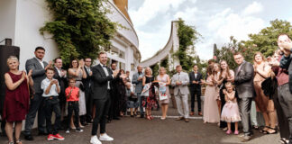 Deutsch-russische Hochzeiten perfekt auf den Punkt mit einem Tamada